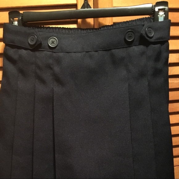 Chap Navy Blue Uniform Skirt - Picture 2 of 8